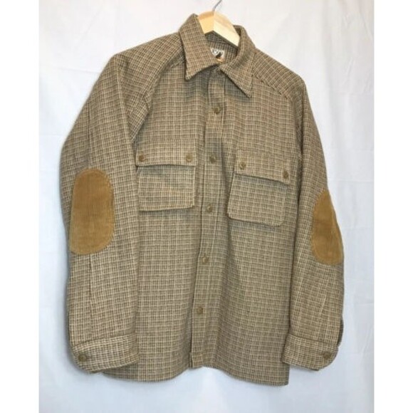 Vintage 1970 Pendleton 100% Virgin Wool Size Large Elbow Patches
